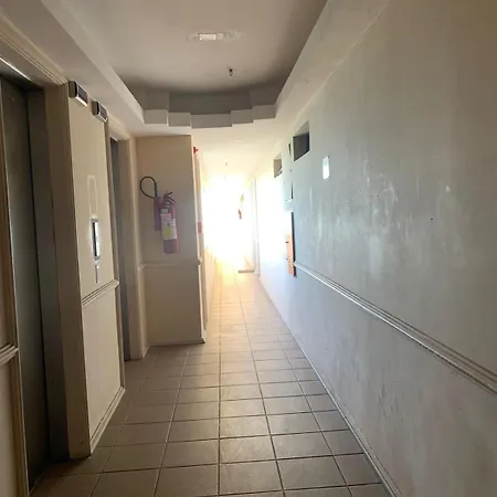 Apartamento Flat Costeira - Vista Lateral Mar Fortaleza (Ceara)