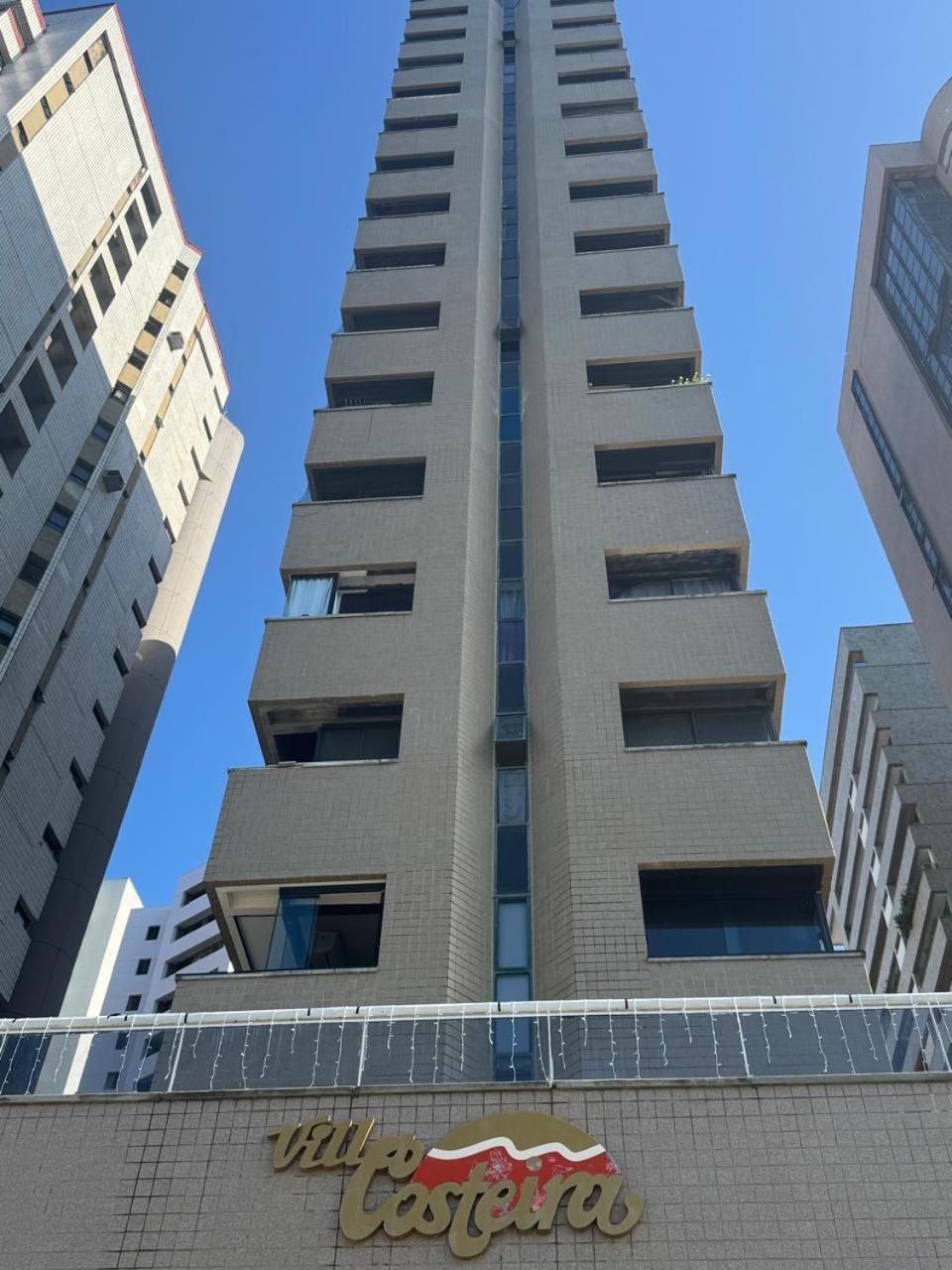 Apartamento Flat Costeira - Vista Lateral Mar